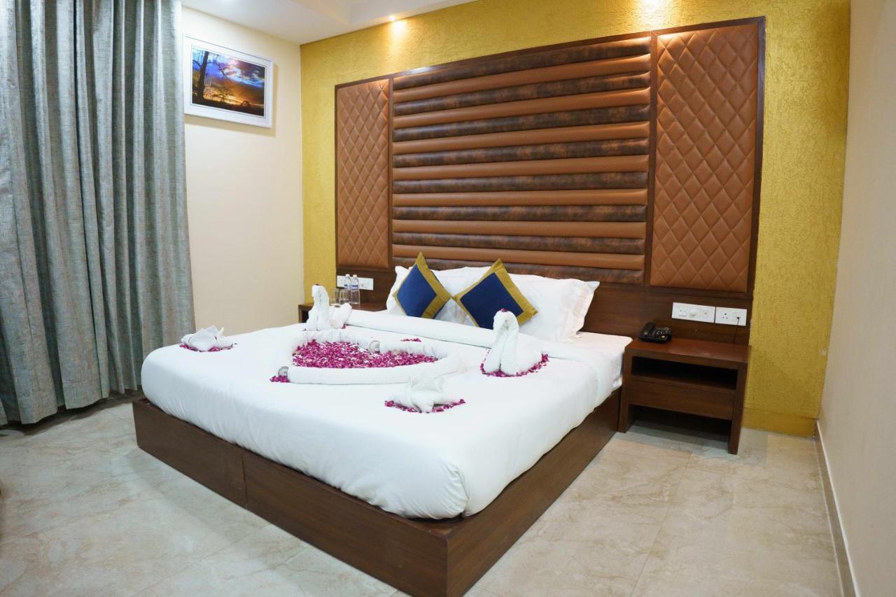 Hotel Vihaan Residency Zirakpur Esterno foto
